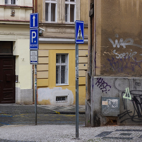 Struan Gray � Prague � Echo